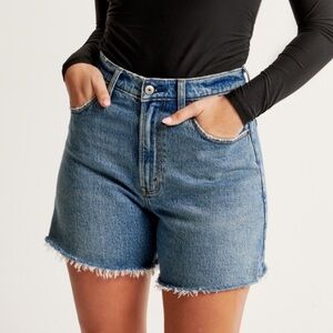 Abercrombie Curve Love High Rise Dad Shorts Sz 31.